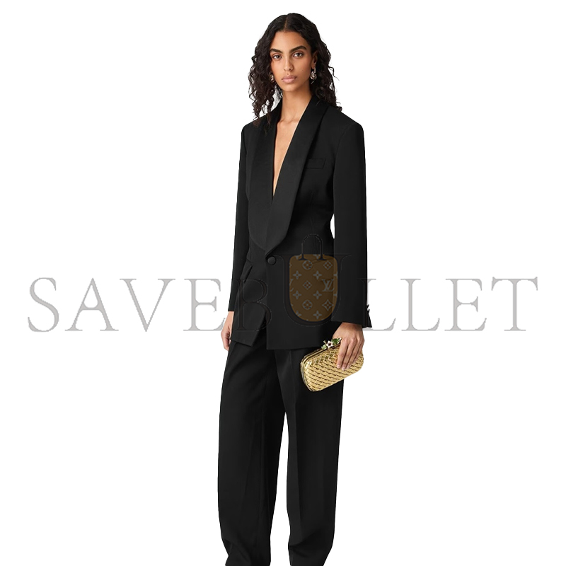 BOTTEGA VENETA KNOT 826183 (19*11.5*5cm)